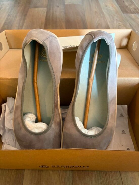 Groundies Shoes - EUC Groundies Lily Soft Women's Flats 9US 40EU Wide